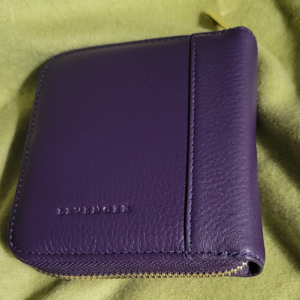 Levenger Carrie Grape Pebbled Leather Mini Travel Jewelry Case New without Tags